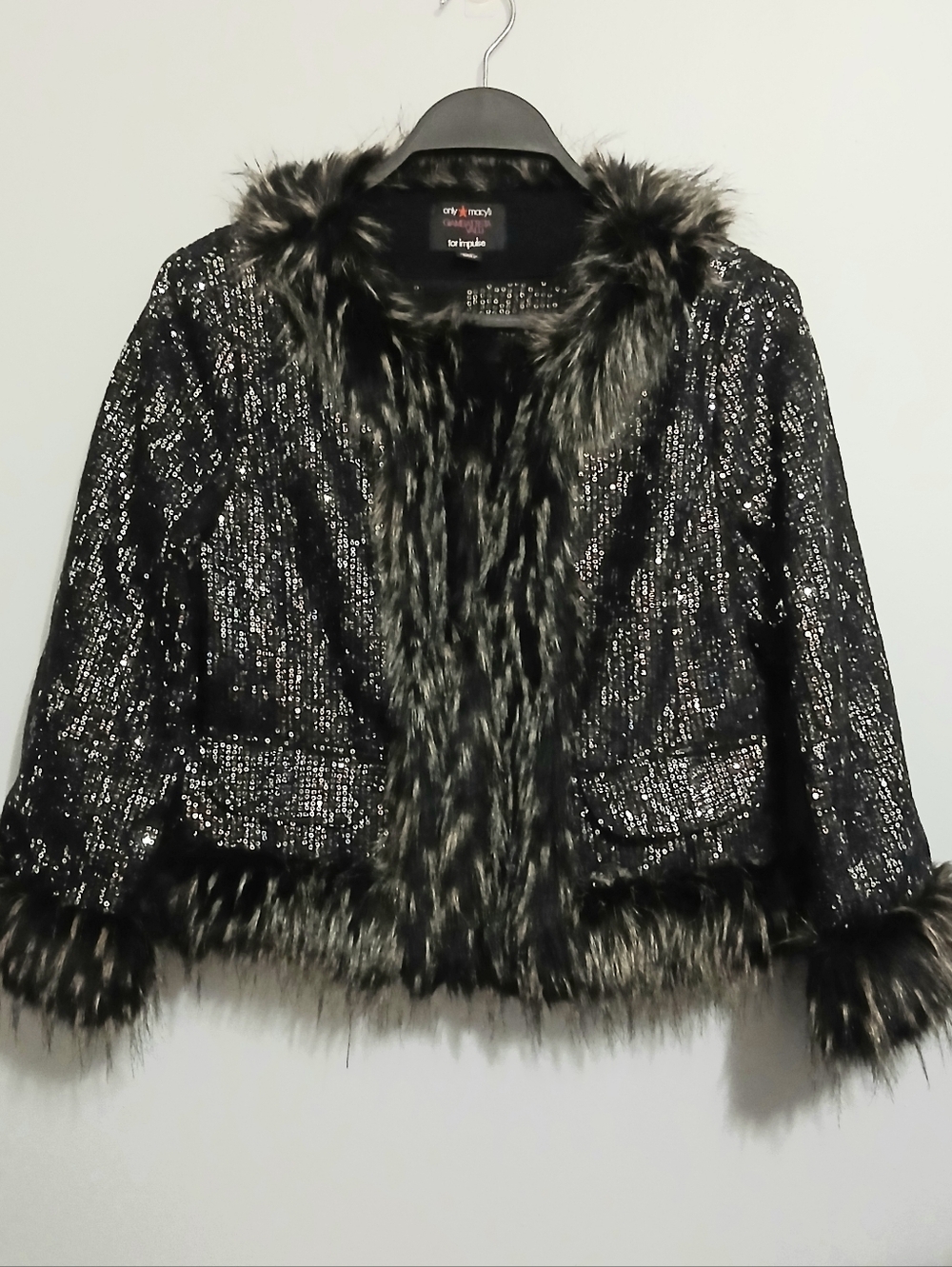 GAMBATTSA VALI Black Sequin Jacket with Faux Fur Trim